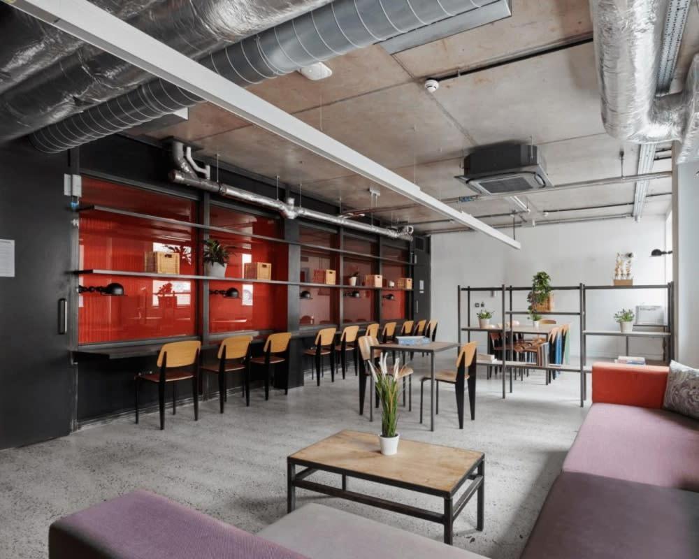 Zeni Central Exeter Studios 외부 사진